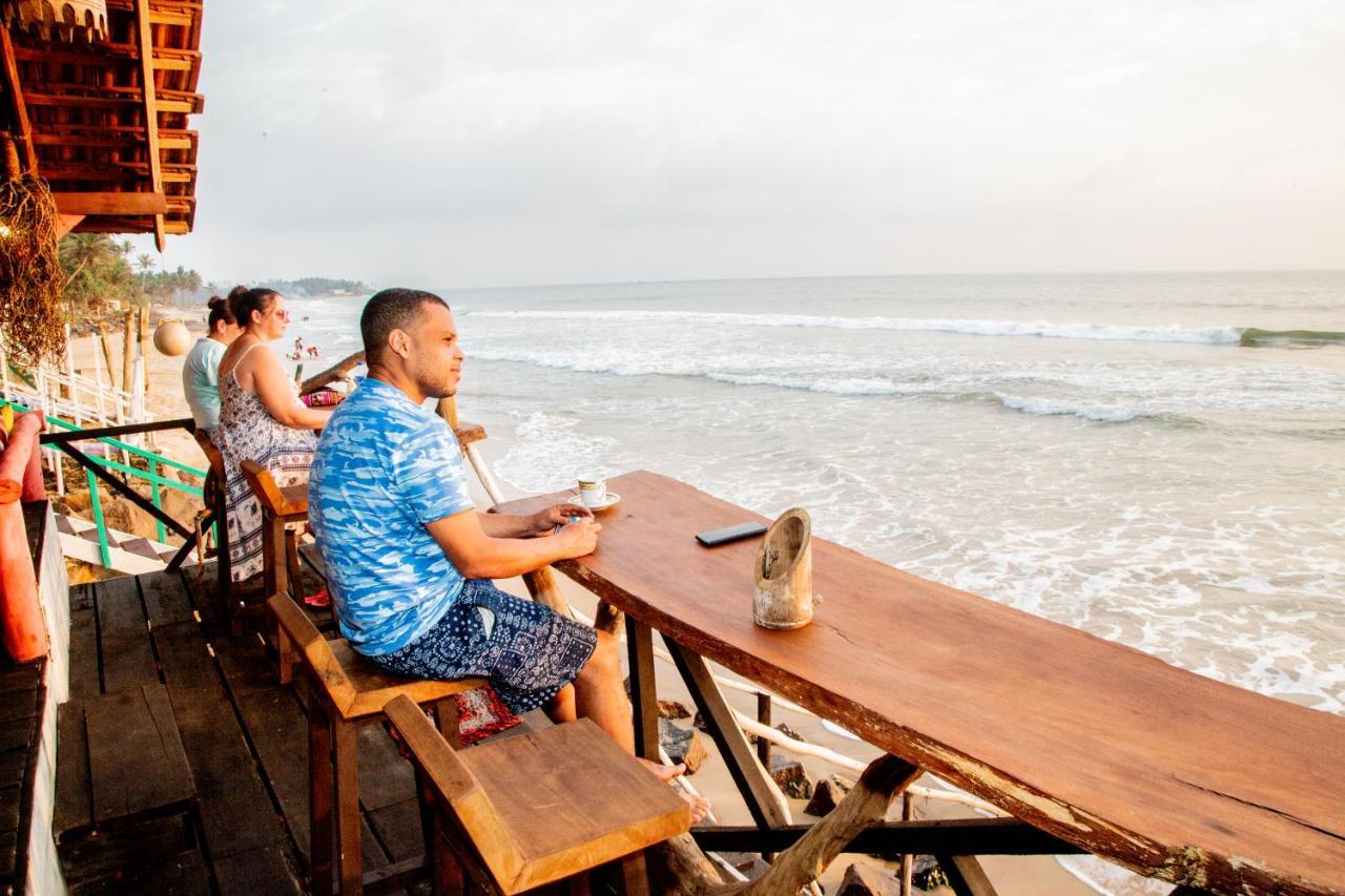 Brother'S Beach Home Boossa Екстер'єр фото
