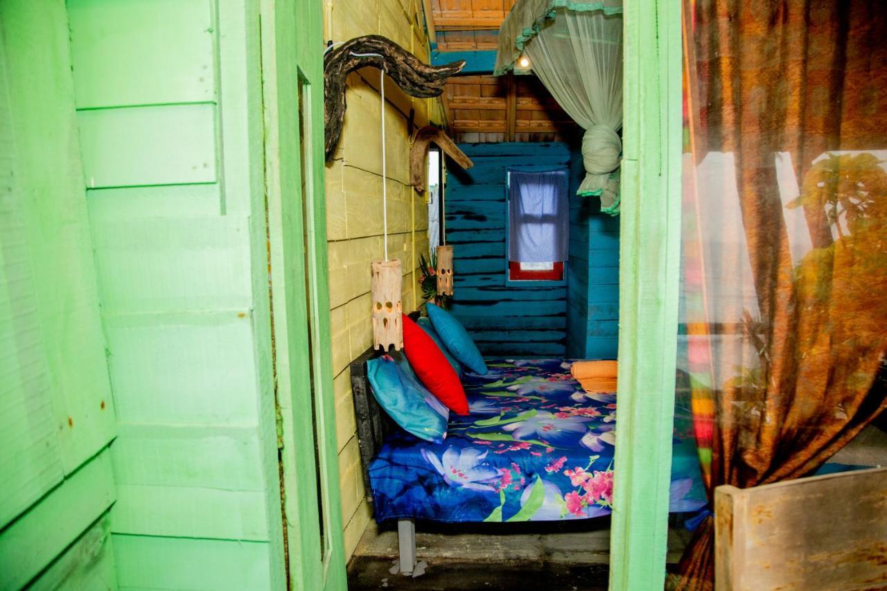 Brother'S Beach Home Boossa Екстер'єр фото