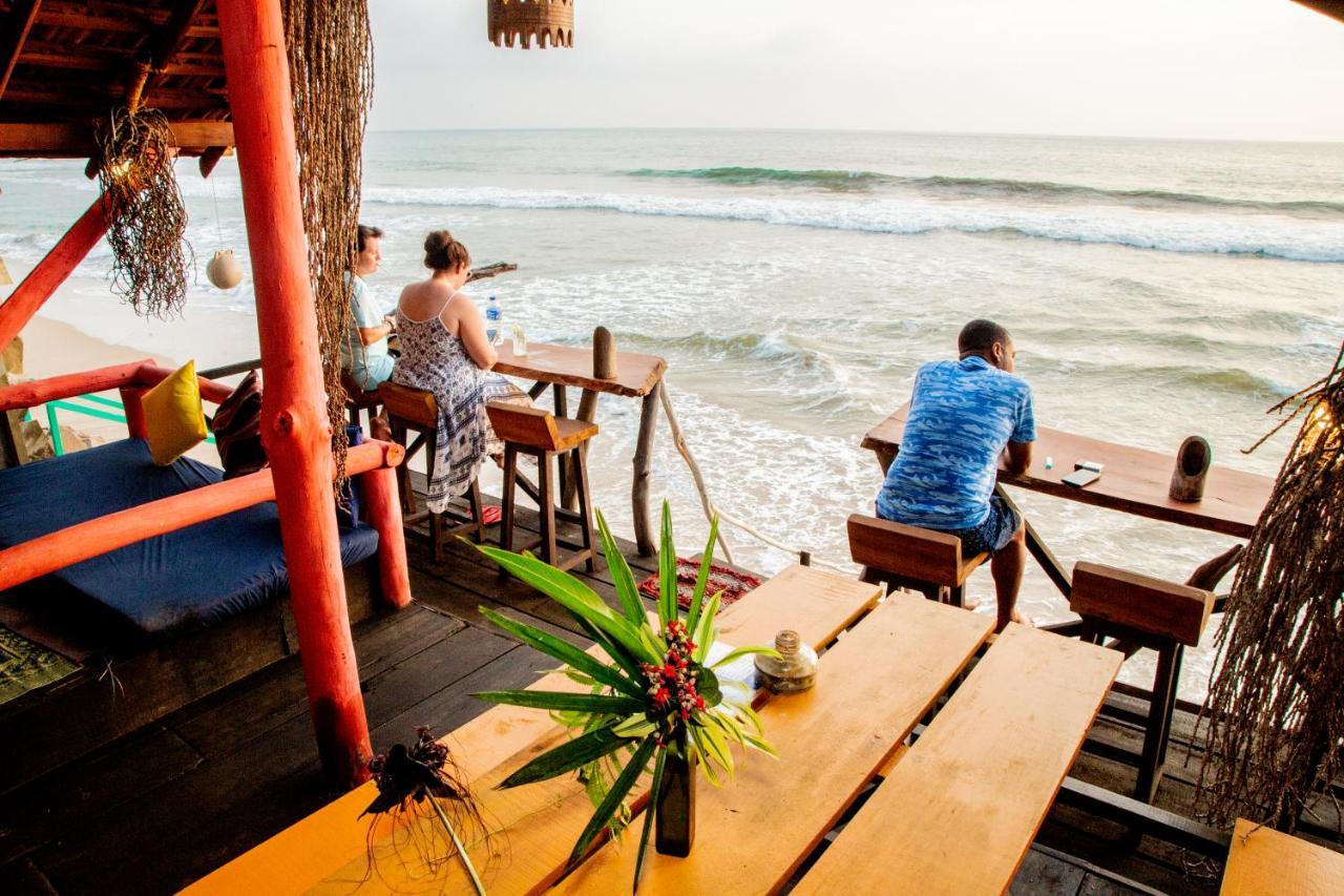 Brother'S Beach Home Boossa Екстер'єр фото