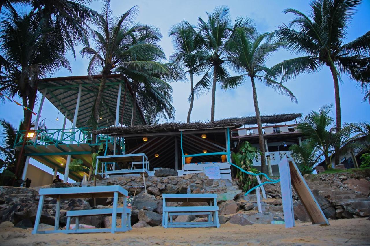 Brother'S Beach Home Boossa Екстер'єр фото